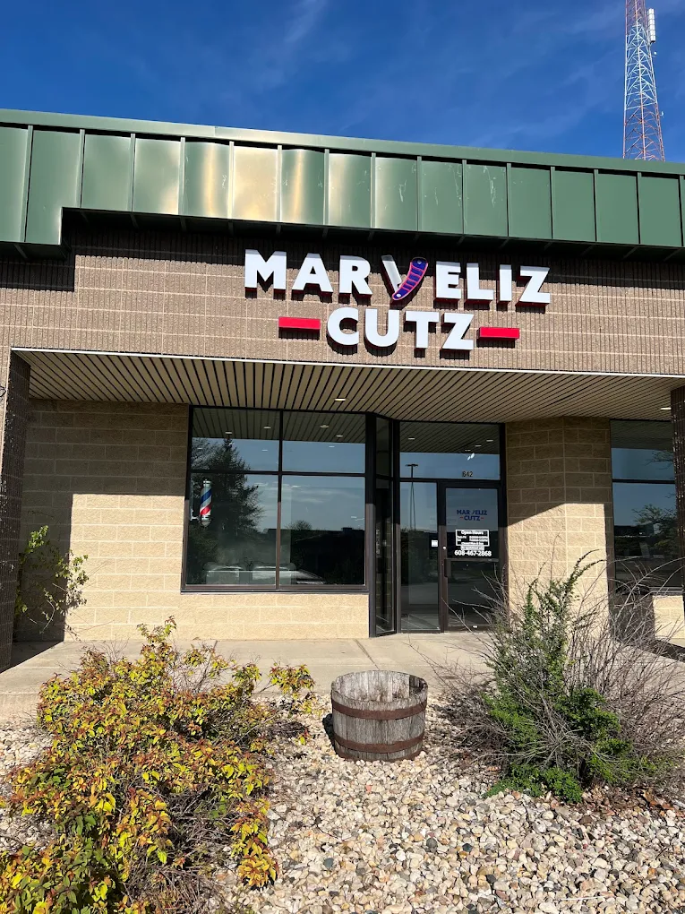 Marveliz Cutz storefront at 642 S Whitney Way, Madison, WI